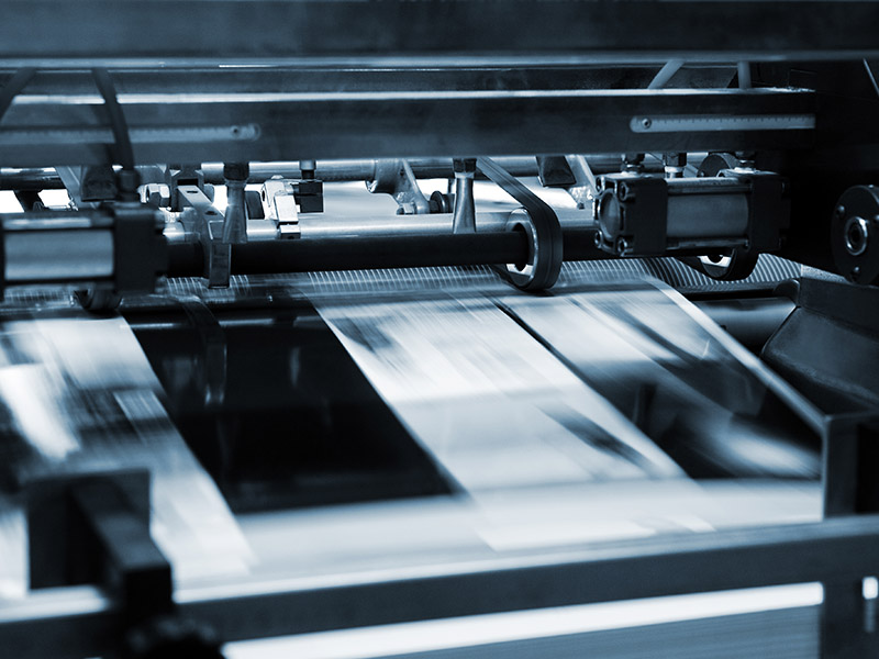 라벨의 가변 데이터 또는 흰색 인쇄 중 어느 것이 가능합니까?